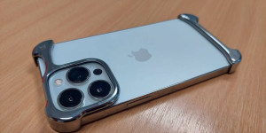 Beitragsbild des Blogbeitrags Gewinnspiel: Wir verlosen Arc Pulse Smartphone-Cases für iPhone