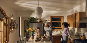 Beitragsbild des Blogbeitrags Guter Sound kommt von oben: Sonos In-Ceiling Speaker (8 Zoll) vorgestellt
