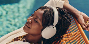 Beitragsbild des Blogbeitrags Over-Ear-Kopfhörer Sonos Ace vorgestellt: Der beste Klang für unterwegs, ganz komfortabel