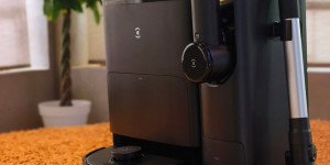 Beitragsbild des Blogbeitrags ECOVACS DEEBOT T30S in verschiedenen Ausführungen angekündigt (Vorverkauf gestartet)