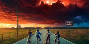 Beitragsbild des Blogbeitrags Stranger Things 5 passiert, lässt sich Zeit, Behind the Scenes online