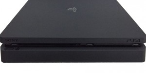 Beitragsbild des Blogbeitrags PS4 Slim bereits in einem UK-Store erblickt