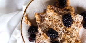 Beitragsbild des Blogbeitrags Baked French Toast mit Erdnussbutter