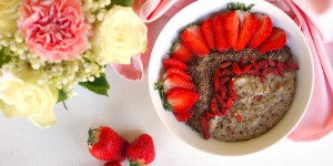 Beitragsbild des Blogbeitrags veganes Porridge mit Ingwer