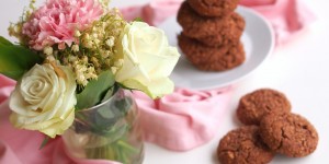 Beitragsbild des Blogbeitrags vegane Hafer-Schoko-Cookies