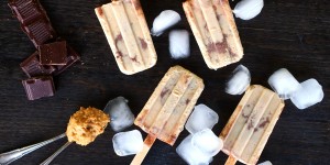 Beitragsbild des Blogbeitrags Sommerspecial – sündhaftes Erdnuss-Nutella-Eis 