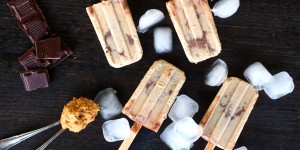 Beitragsbild des Blogbeitrags Sommerspecial – sündhaftes Erdnuss-Nutella-Eis