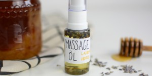 Beitragsbild des Blogbeitrags Beauty-DIY: Lavendel-Honig-Massageöl