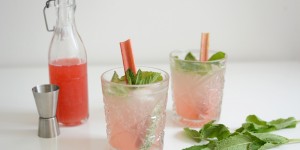 Beitragsbild des Blogbeitrags Drinks: Rhabarber-Mojito