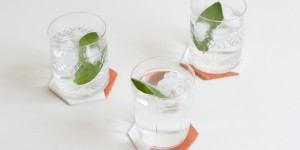 Beitragsbild des Blogbeitrags DIY: Hexagon-Untersetzer aus Clay 