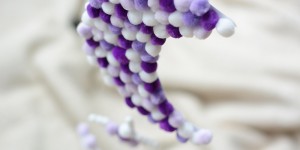 Beitragsbild des Blogbeitrags DIY for Kids: PomPom-Mobile 