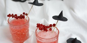 Beitragsbild des Blogbeitrags DIY: Hexenhut-Cocktailstäbchen 