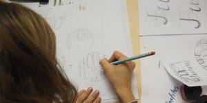 Beitragsbild des Blogbeitrags we love Workshop: Hand Lettering Workshop mit Elvira Stein