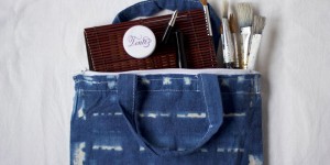 Beitragsbild des Blogbeitrags DIY: Shibori-Tasche für Utensilien