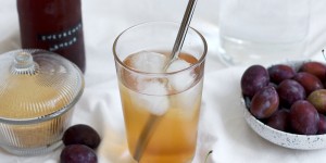 Beitragsbild des Blogbeitrags Drinks: Zwetschken Shrub