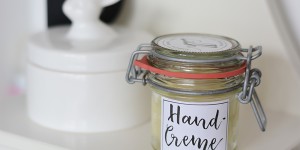 Beitragsbild des Blogbeitrags Beauty-DIY: Pflegende Handcreme
