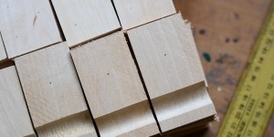 Beitragsbild des Blogbeitrags Hinter den Kulissen: So entsteht unser Kalligraphie-Zubehör