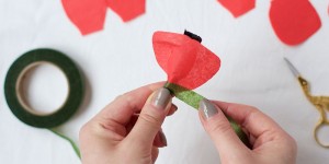 Beitragsbild des Blogbeitrags we love Inspiration: Papierblumen-DIYs 