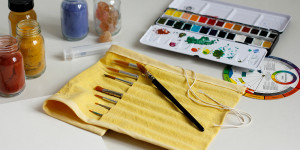 Beitragsbild des Blogbeitrags DIY: Pinselaufbewahrung nähen