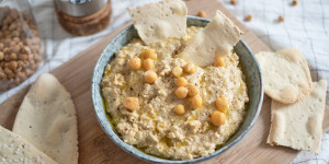 Beitragsbild des Blogbeitrags Rezept: Zitronen-Hummus