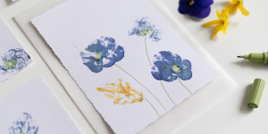 Beitragsbild des Blogbeitrags DIY: Karten mit Blumendruck 