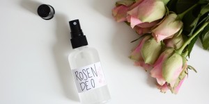 Beitragsbild des Blogbeitrags Beauty-DIY: Rosiger Deospray