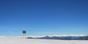 Beitragsbild des Blogbeitrags Nassfeld Winterwanderwege: Ganz oben in die Sonne blinzeln