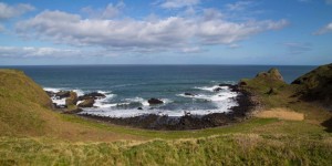 Beitragsbild des Blogbeitrags Nordirlands Klippen und Küsten als Naturjuwele 