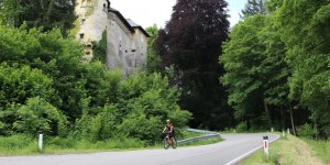 Beitragsbild des Blogbeitrags Kärnten mal anders erleben: Radfahren mit Kultur 