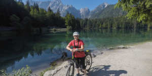 Beitragsbild des Blogbeitrags Bahntrassenradeln im Dreiländereck: Tolle Fahrradtour in Kärnten 