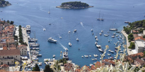 Beitragsbild des Blogbeitrags Hvar vs. Korčula: Welche Insel ist besser?