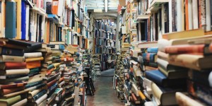 Beitragsbild des Blogbeitrags Selfpublishing und der Buchhandel