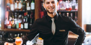Beitragsbild des Blogbeitrags Interview, Michael Reinhart, Head Bartender of the D-Bar, The Ritz-Carlton Vienna