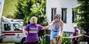 Beitragsbild des Blogbeitrags Experteninterview – Ernährung im Triathlon