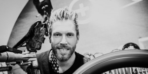 Beitragsbild des Blogbeitrags Rollentraining für Triathleten – Experteninterview mit Manuel Geyer