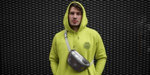 Beitragsbild des Blogbeitrags Kanak Attack! Wie die Bauchtasche (wieder) salonfähig wurde