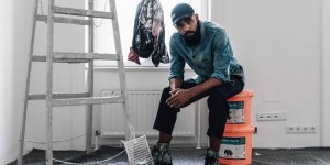 Beitragsbild des Blogbeitrags Aus alt mach neu: Customized Denim Jacke by TrueYou X Willhaben