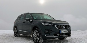 Beitragsbild des Blogbeitrags Field-Test: Stilsicher durch den Schnee mit dem Seat Tarraco