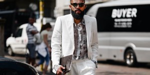 Beitragsbild des Blogbeitrags Style Hacks: Wie man weiße Anzüge richtig kombiniert.