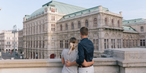 Beitragsbild des Blogbeitrags Why You Should Book a Vienna Photo Session With Me