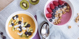 Beitragsbild des Blogbeitrags Einfache Smoothie Bowls für die ganze Familie 