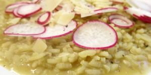 Beitragsbild des Blogbeitrags Radieschen-Spargel-Risotto 