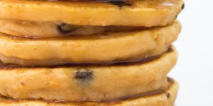 Beitragsbild des Blogbeitrags Fluffy Vegan Sweet Potato Pancakes