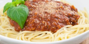 Beitragsbild des Blogbeitrags Vegan Spaghetti Bolognese 