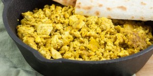 Beitragsbild des Blogbeitrags Quick & Easy Tofu Scramble
