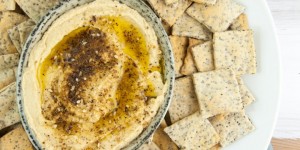 Beitragsbild des Blogbeitrags Vegan Poppy Seed Crackers 