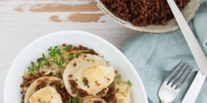 Beitragsbild des Blogbeitrags Vegan Bacon Bits (made with TVP) 