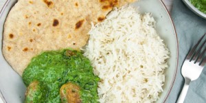 Beitragsbild des Blogbeitrags Aloo Palak – Potato Spinach Curry 