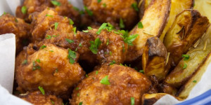 Beitragsbild des Blogbeitrags Baked BBQ Cauliflower Wings 