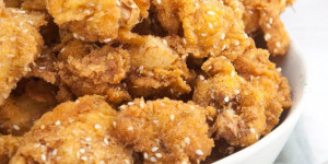 Beitragsbild des Blogbeitrags Breaded & Fried Cauliflower Nuggets